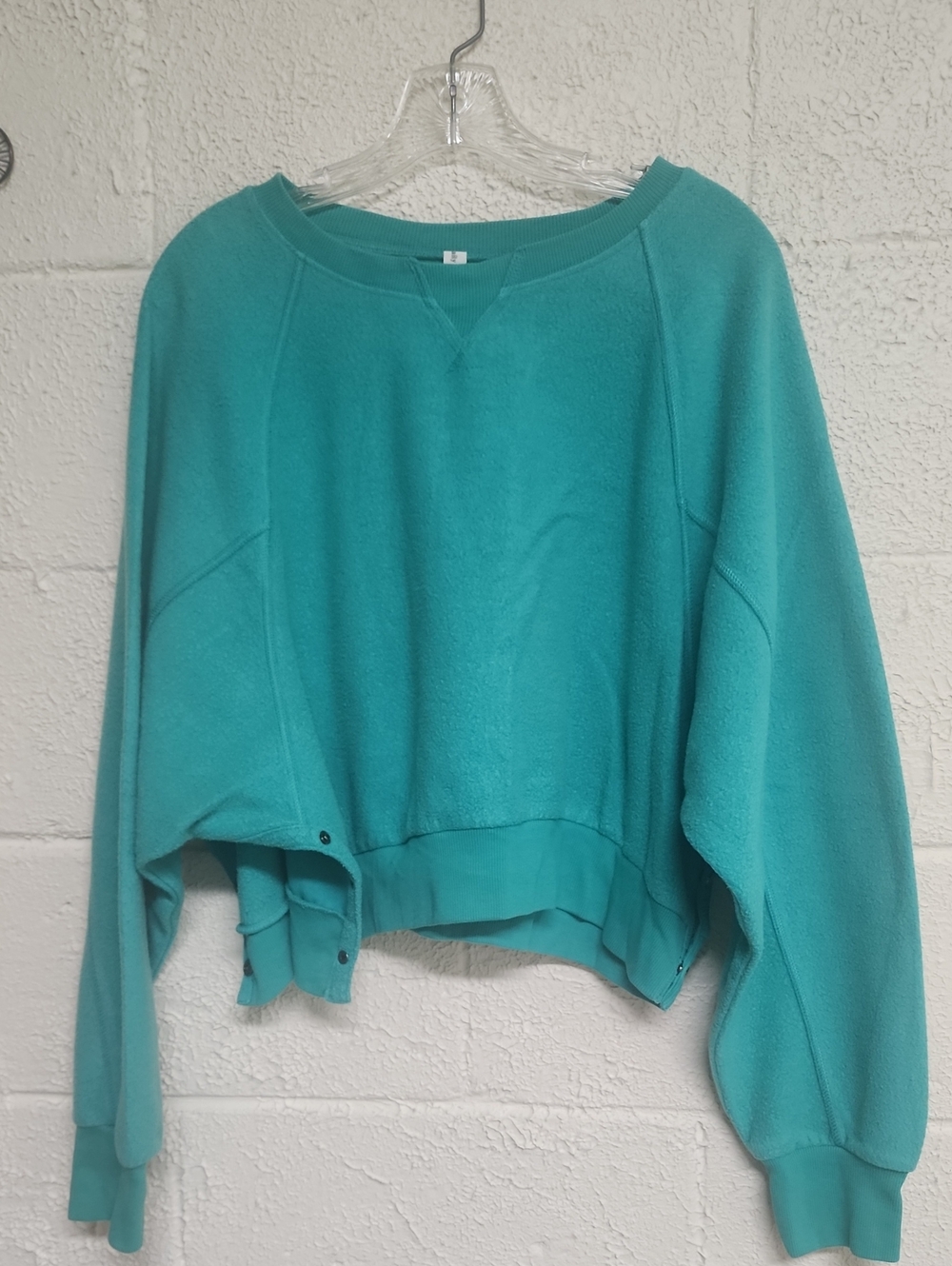 Crop Pullover Sweatshirt in Teal